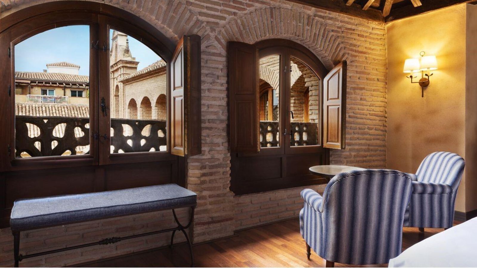 El hotel ha remodelado todas sus habitaciones.