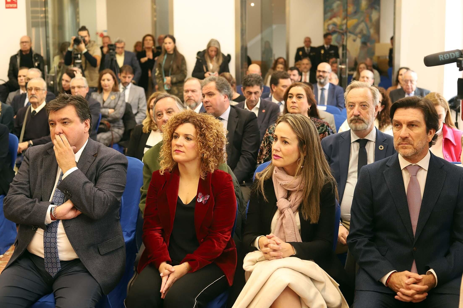 Imágenes del acto conmemorativo del 44 Aniversario de la Constitución Española y en el que se hace entrega al Real Club Recreativo de Huelva del decimotercer Premio Martín Alonso Pinzón a los Valores Constitucionales