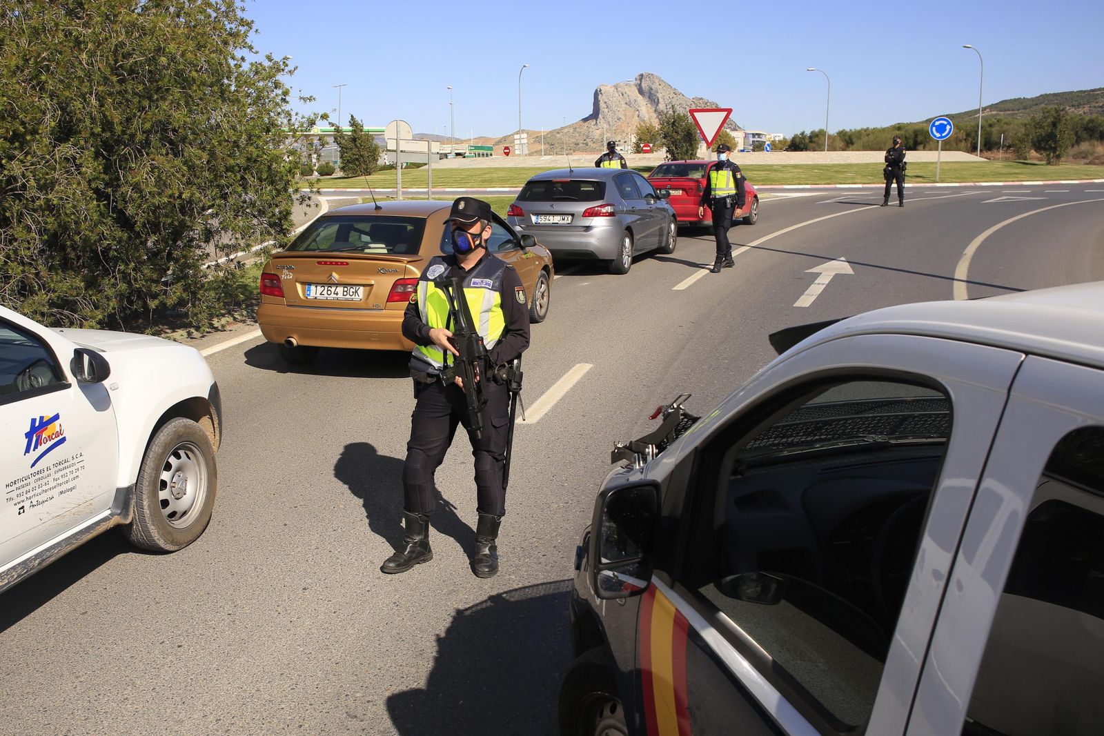 Así vive la comarca de Antequera su primer día de confinamiento perimetral, en fotos