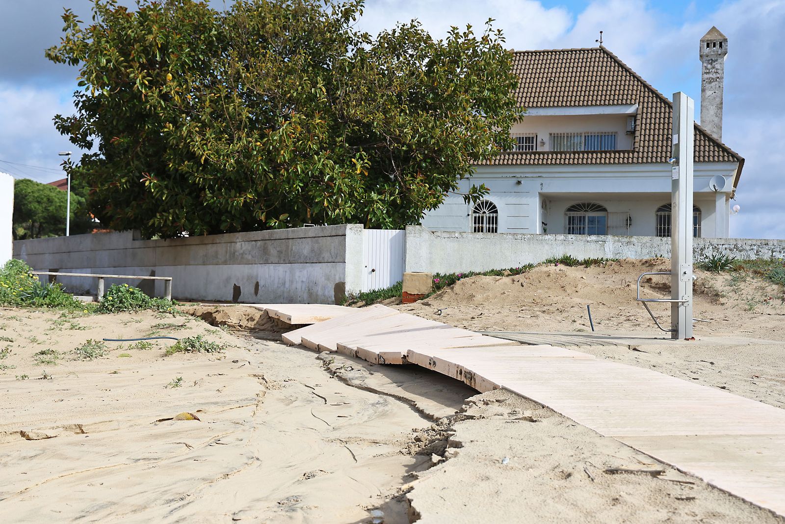 Las imágenes del Portil tras el paso de la borrasca Laurence
