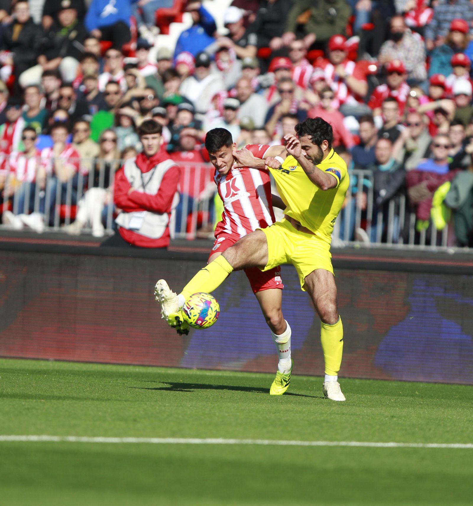 Imágenes de la derrota de la U.D. Almería ante el Villarreal por 0 a 2
