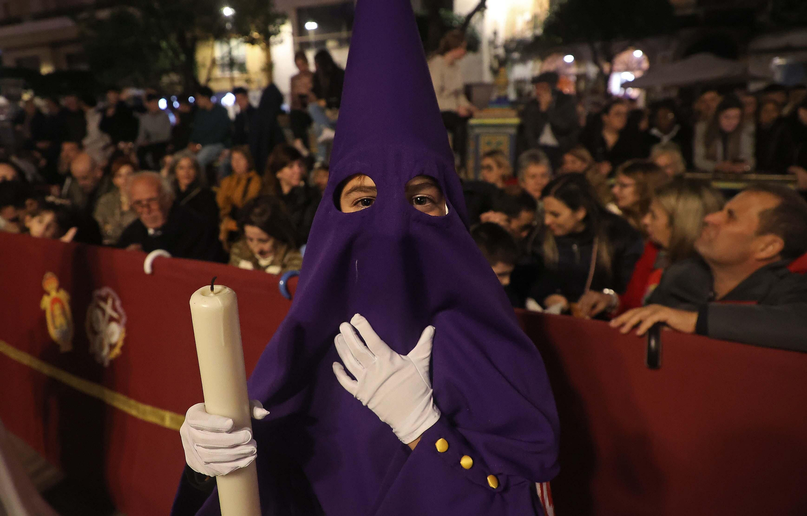 Fotos del Jueves Santo en Algeciras: Tres Caídas y Nazareno