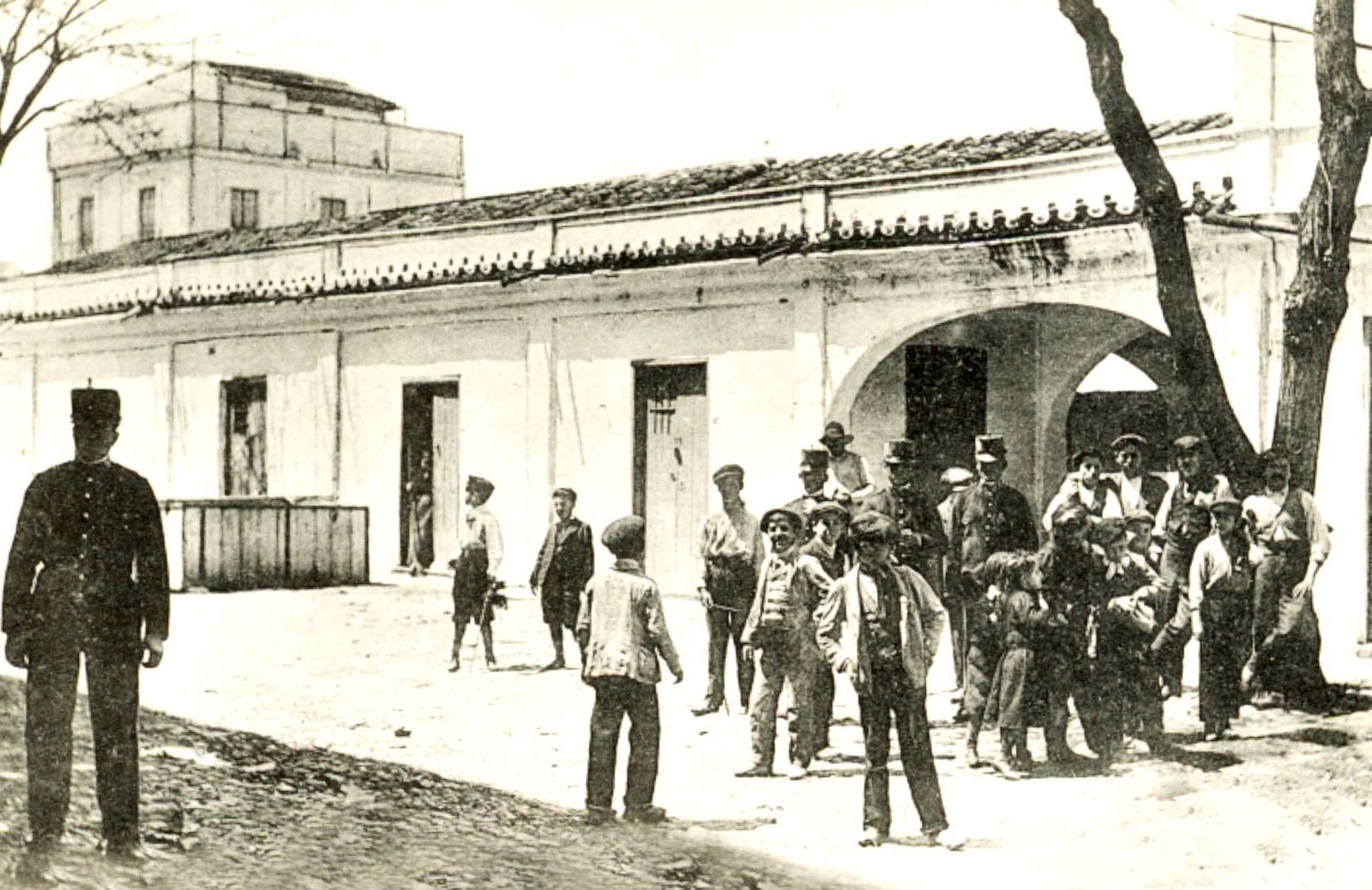 La sociedad Casa Viuda de Romero vendía los despojos en el antiguo mercado de Algeciras.