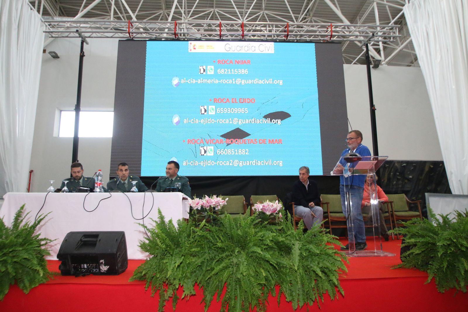 Dalías marca el ritmo de la campaña con su pimiento temprano.