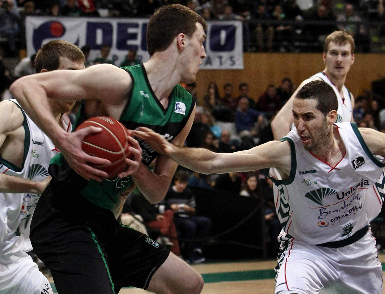 La carrera de Ognjen Kuzmic, en fotos