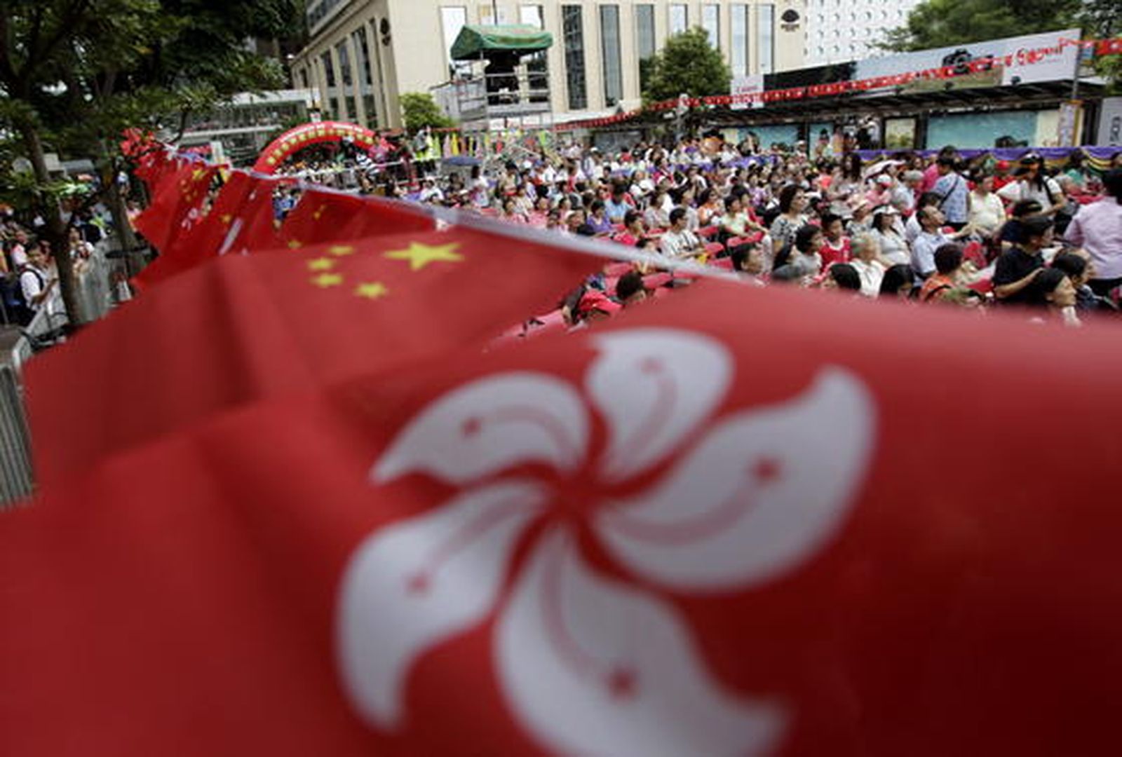 Multitud de actos para conmemorar los noventa años del movimiento.

Foto: EFE