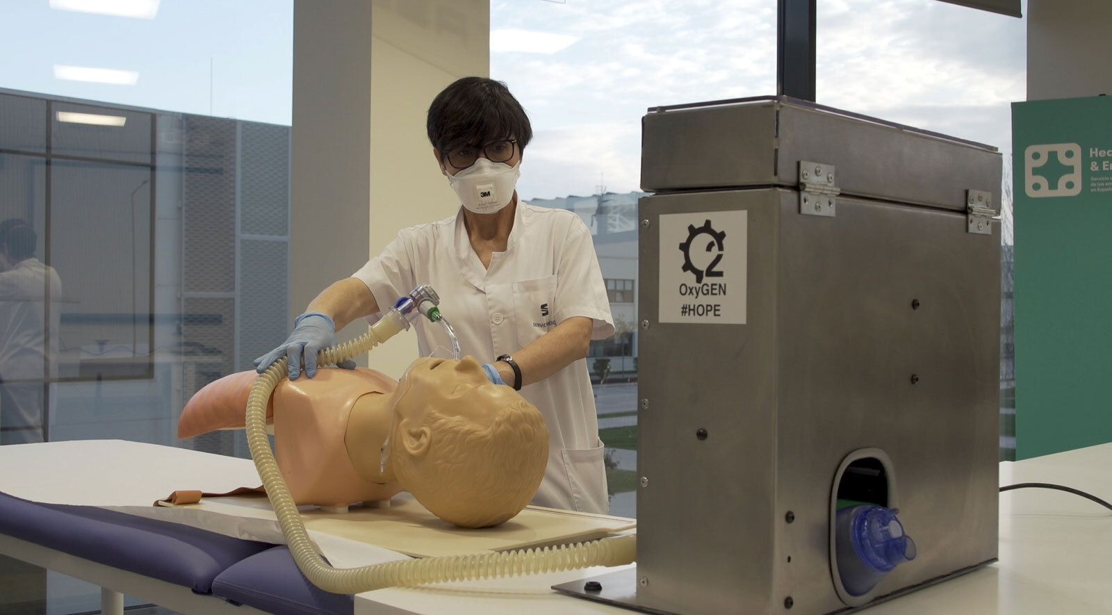 Seat puede fabricar 300 respiradores al día.