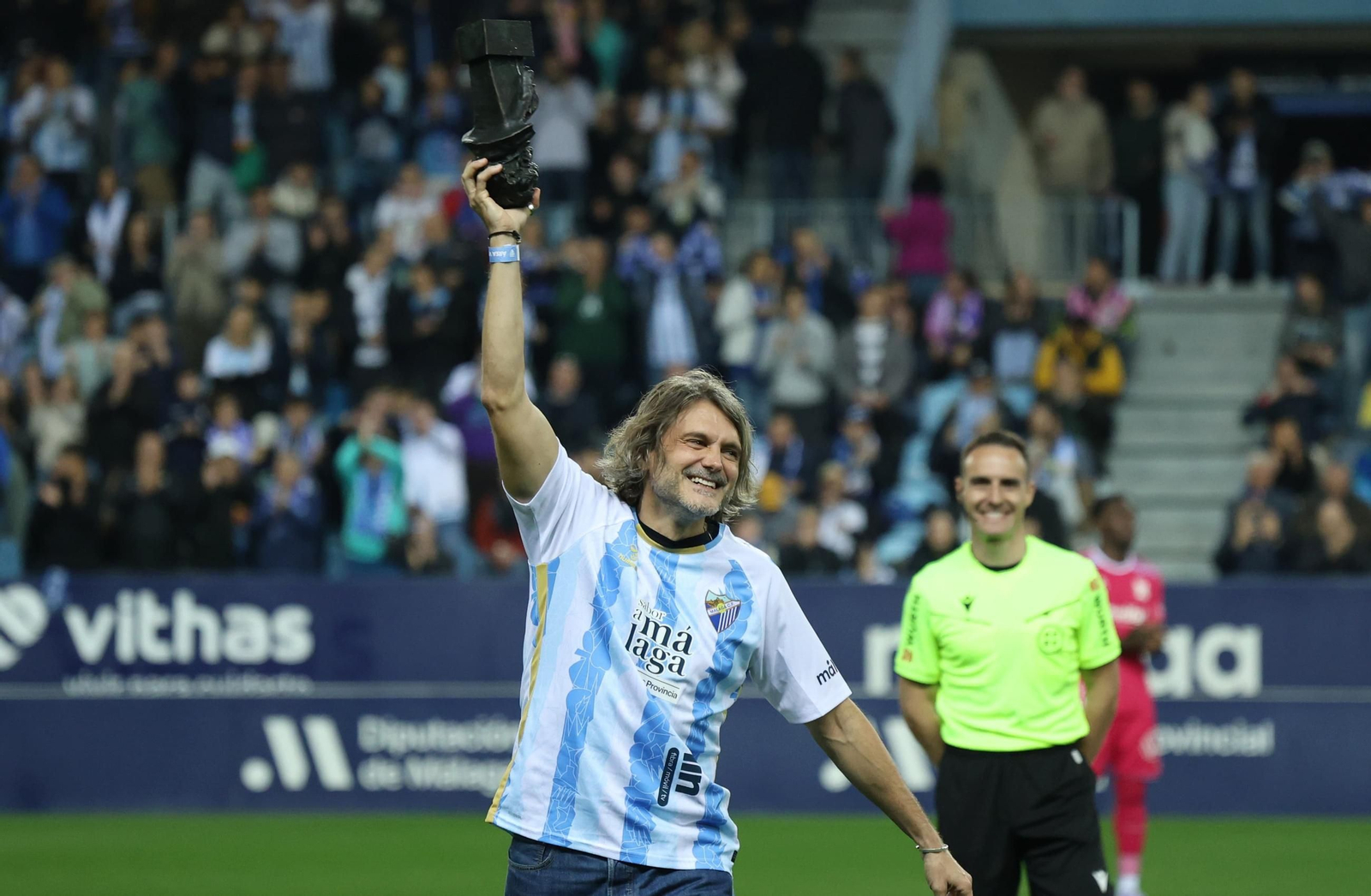 El homenaje al Unicaja y Salva Reina, en fotos