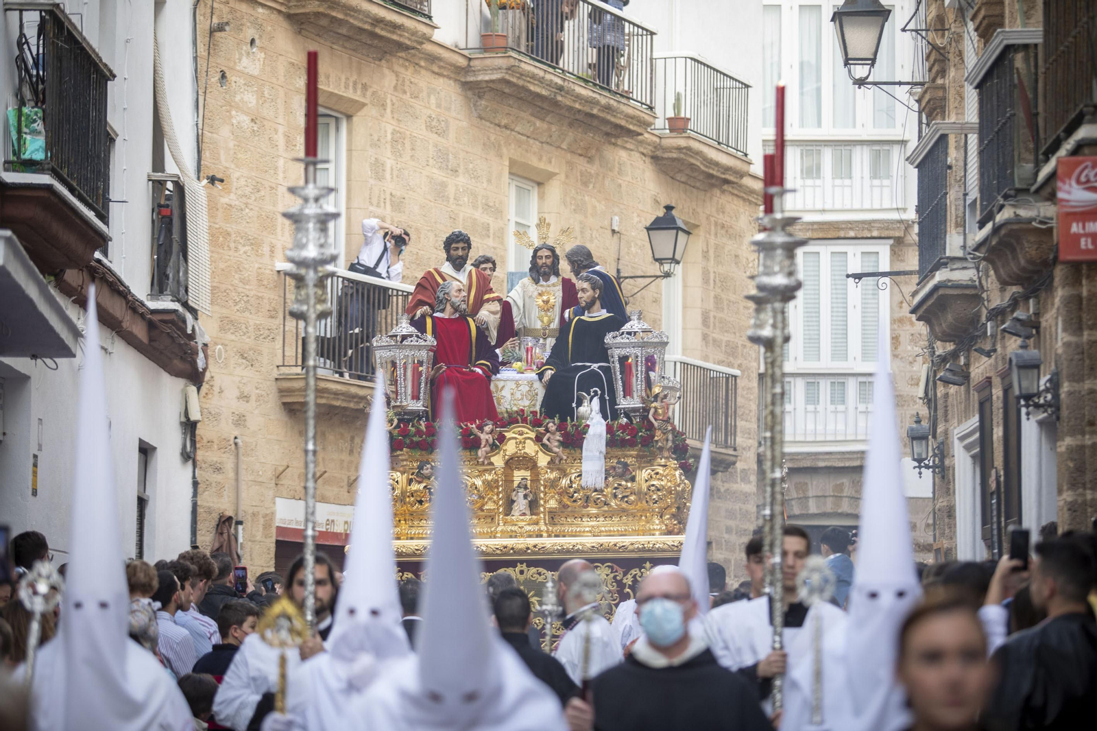 Las imágenes de la cofradía de la Sagrada Cena en la Semana Santa de Cádiz 2022