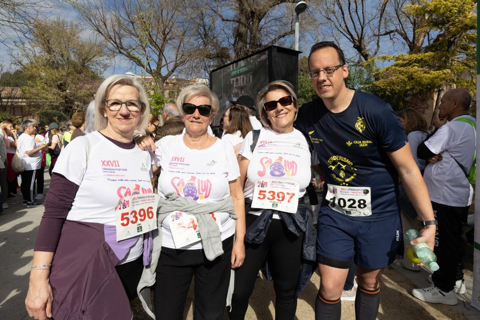 Más de 2.100 participantes corren  para promover la salud en Jaén, en imágenes (2)