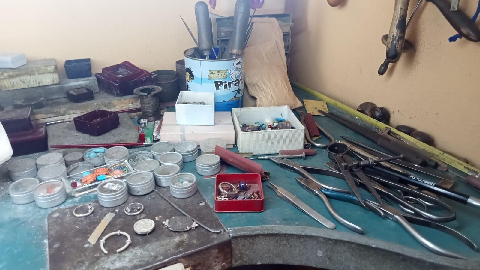 Parte de la antigua mesa de trabajo de Manuel Rivera