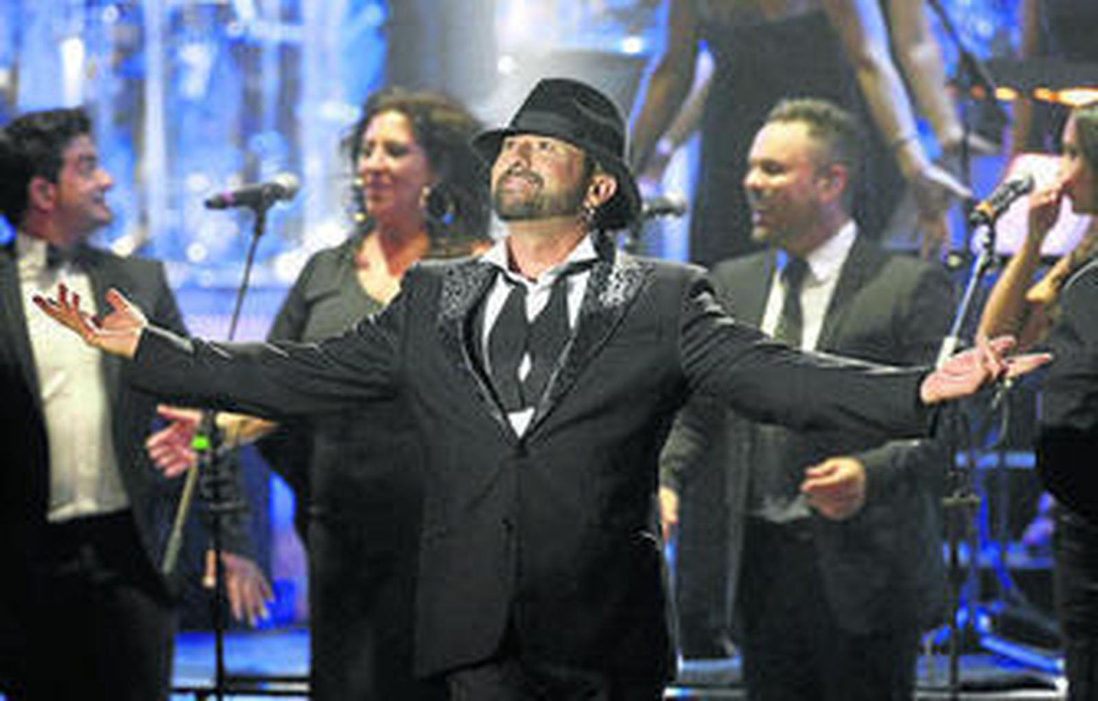 José Luis Figureo, El Barrio, el pasado julio durante el concierto en el Teatro Real de Madrid que dio pie a 'Esencia'.