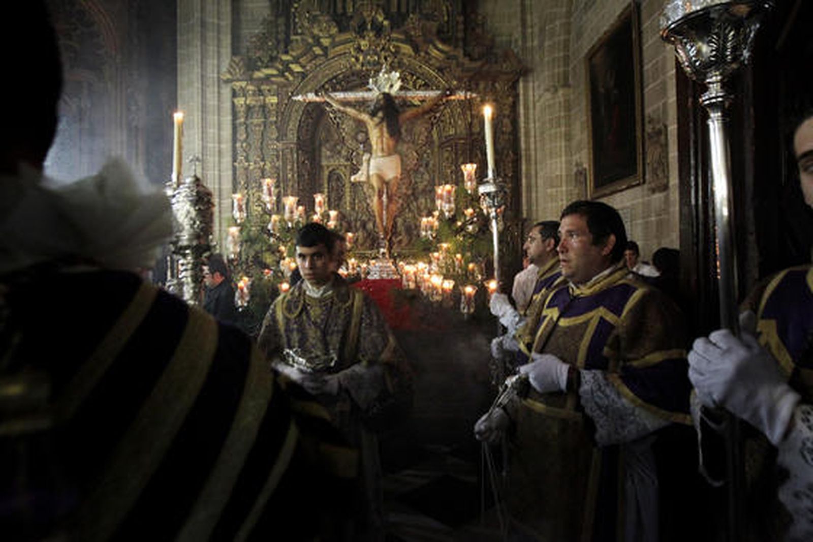 El Cristo minutos antes de salir

Foto: Miguel Angel Gonzalez