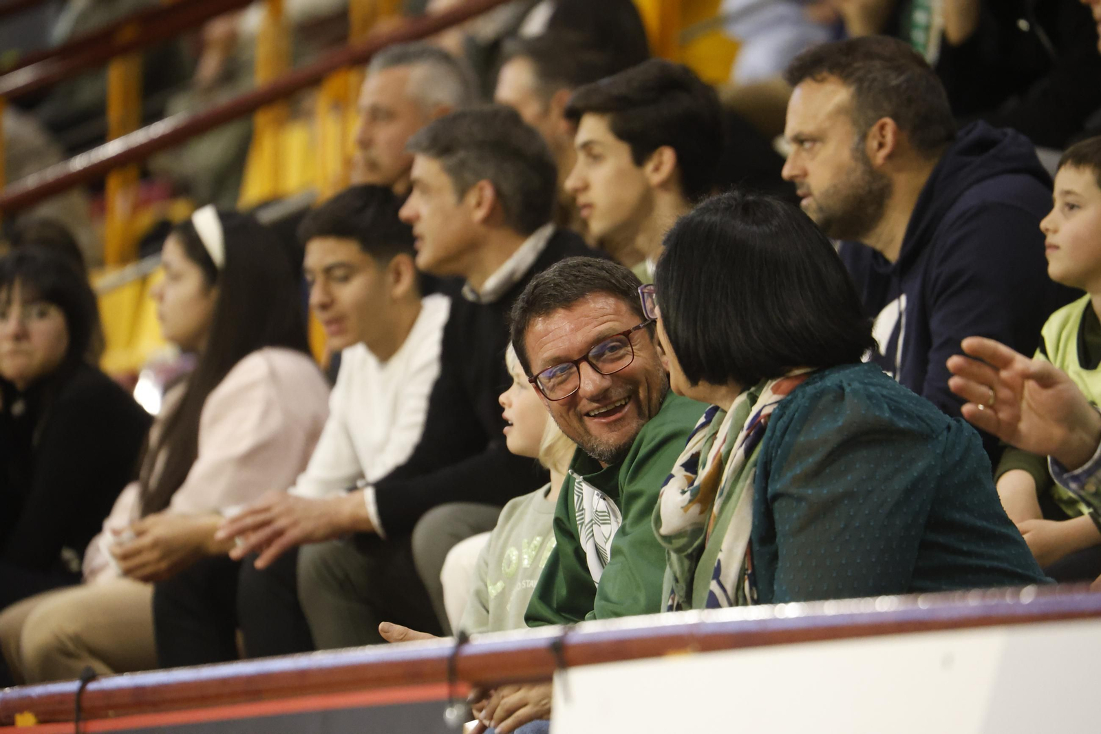 Las mejores fotos del ambiente en Vista Alegre para el Córdoba Futsal - Palma.