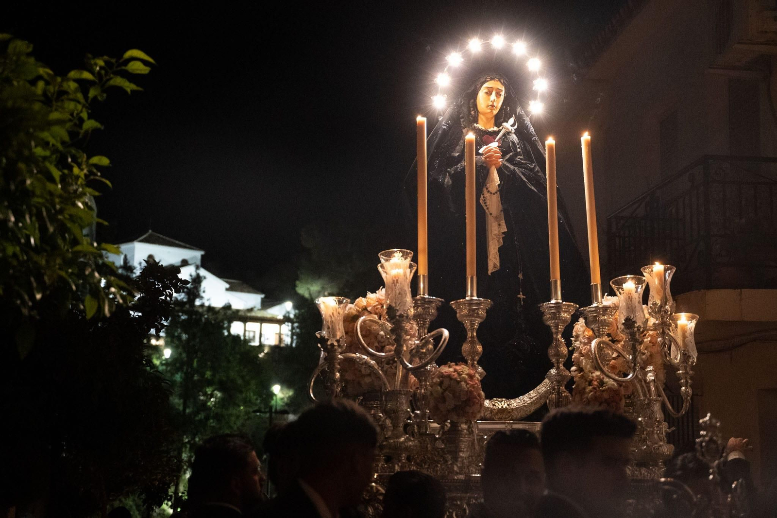 El Yacente y el Cristo de la Redención el Viernes Santo en Benalmádena, en fotos