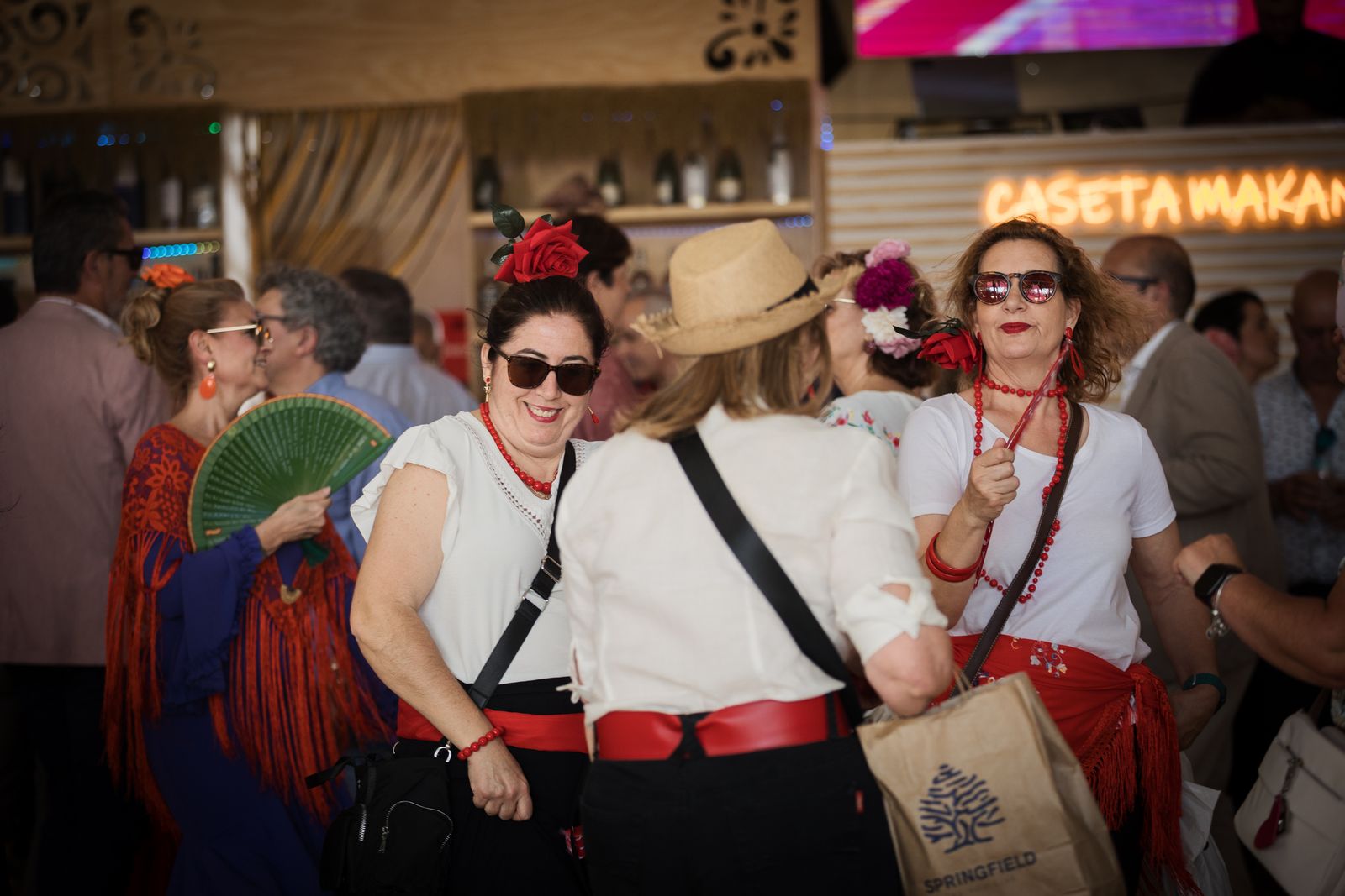 Calor y ambiente en el último día de la Feria de Jerez