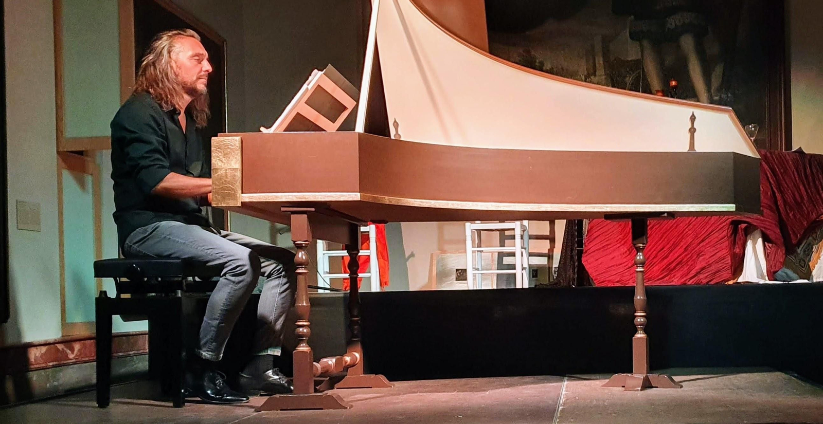 Javier Núñez, durante el concierto de clavecín en el Bellas Artes. Javier Núñez, durante el concierto de clavecín en el Bellas Artes.