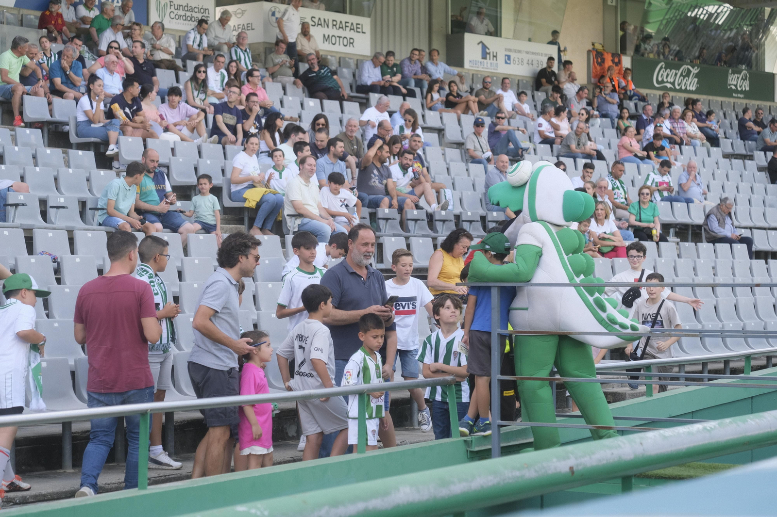 Las mejores fotos del ambiente en El Arcángel en el Córdoba CF - San Fernando Las mejores fotos del ambiente en El Arcángel en el Córdoba CF - San Fernando