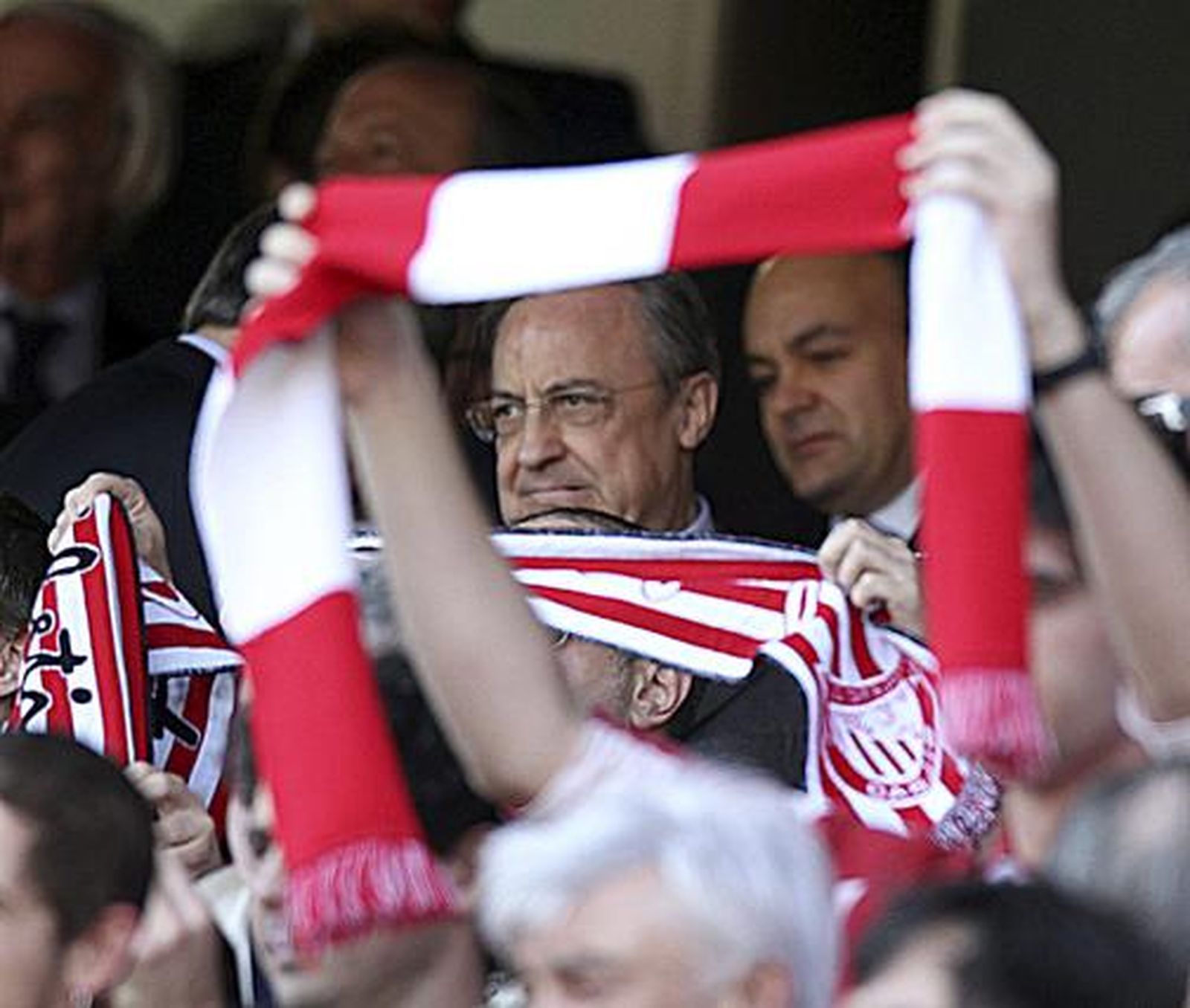 El plan B de Mourinho funciona en San Mamés

Foto: efe