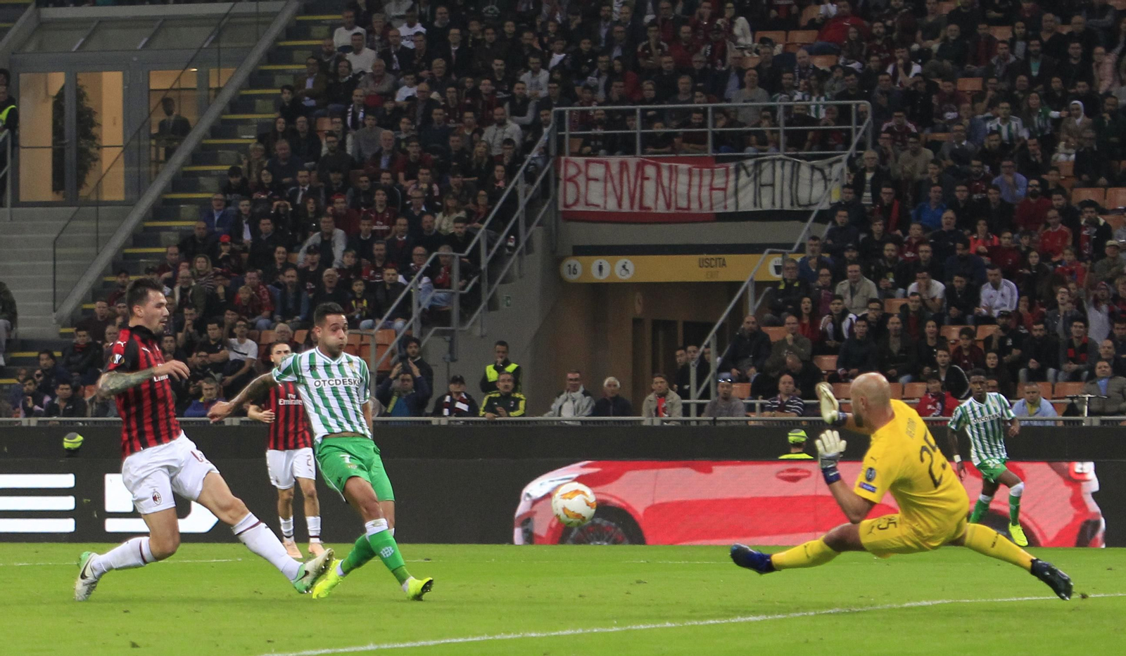 El Milan-Betis, en imágenes