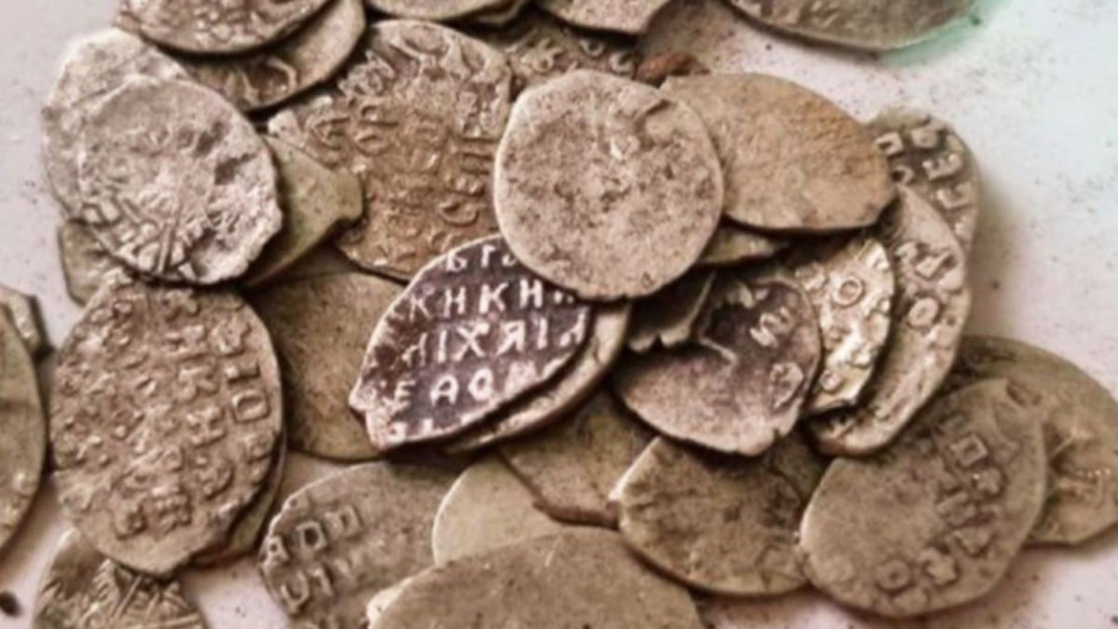 Tesoro de monedas de plata