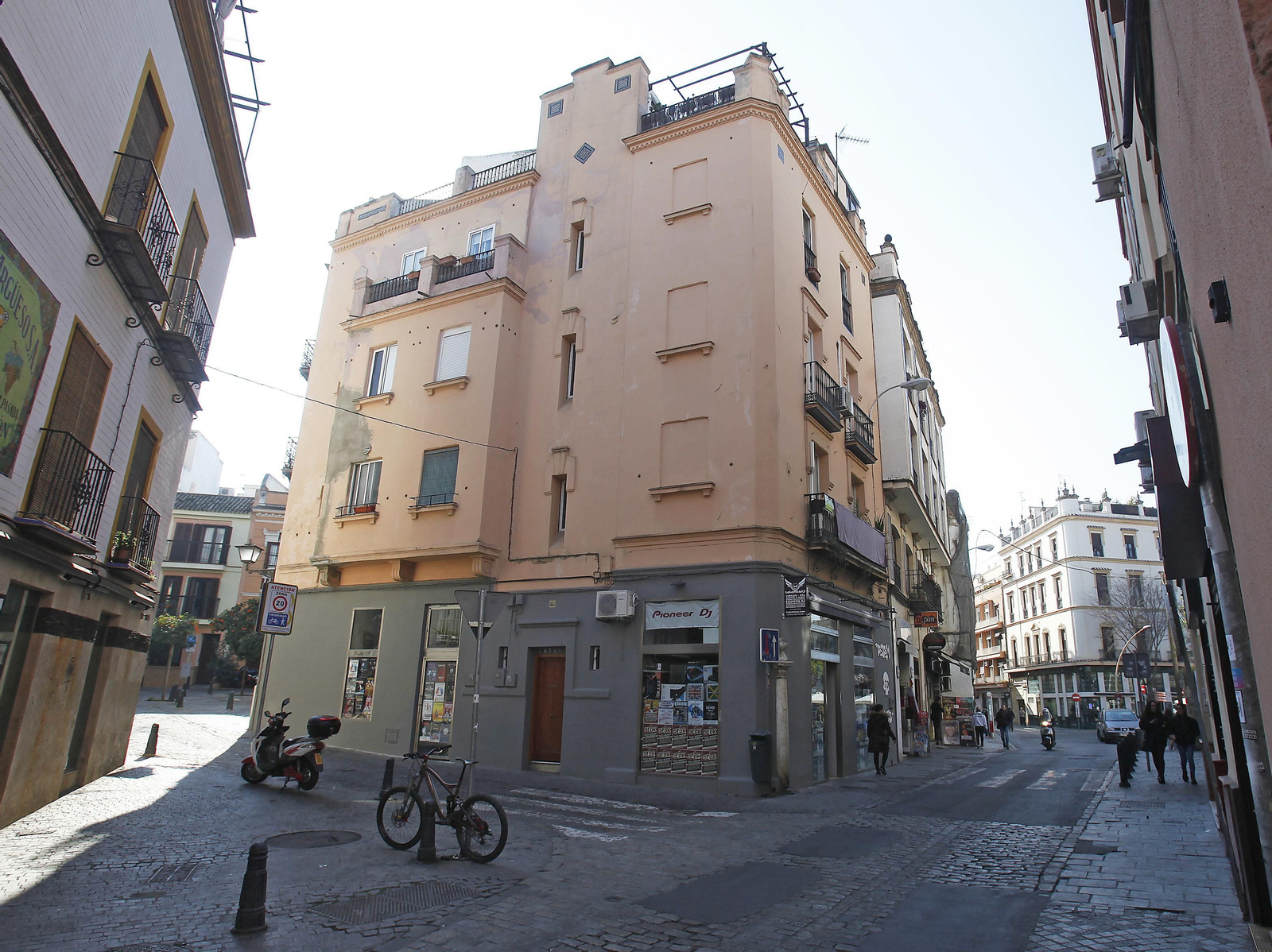 El inmueble con protección grado 2 se encuentra en el número 66 de Amor de Dios.