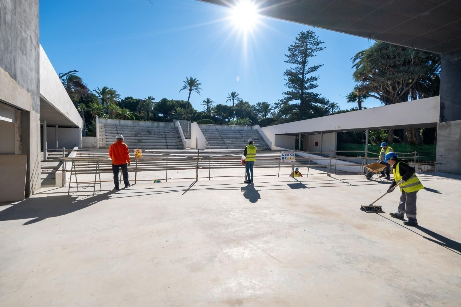 Imagen actual del estado del Teatro del Parque.