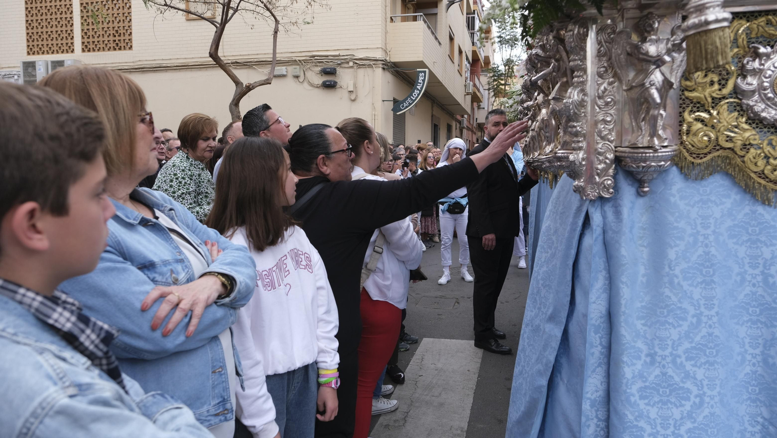 La procesión de Los Ángeles en Almería, en imágenes