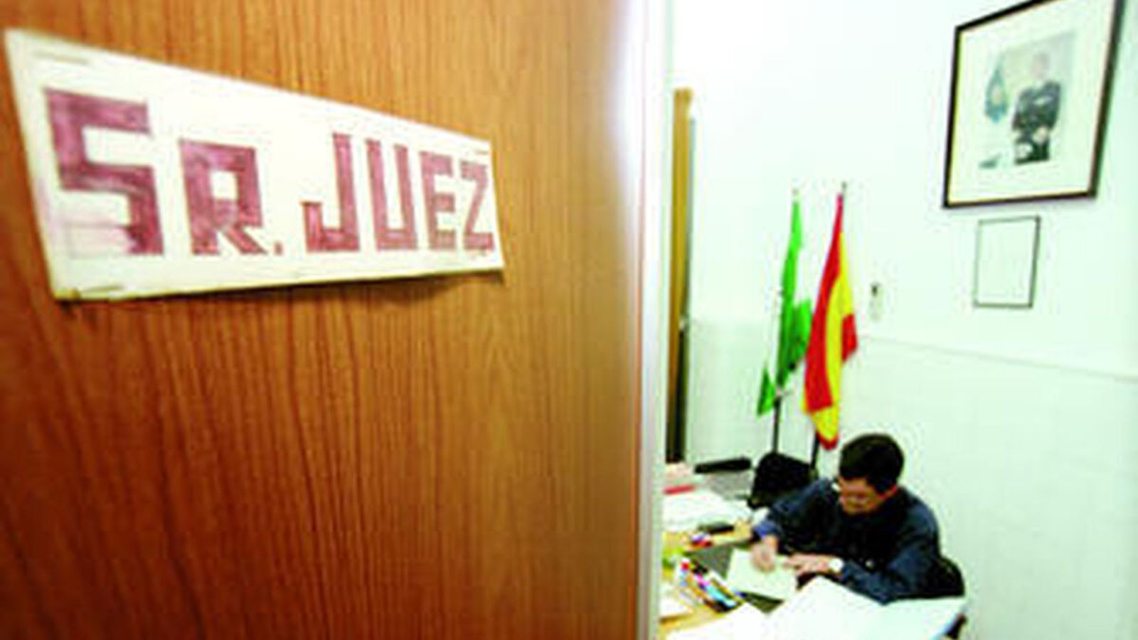 El nuevo Juez de Paz ha sido elegido por unanimidad de la Corporación.