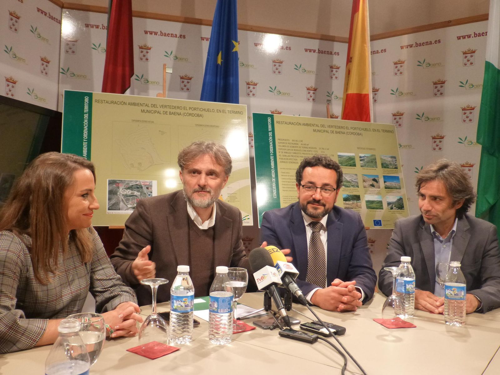 Esther Ruiz, José Fiscal y Jesús Rojano.