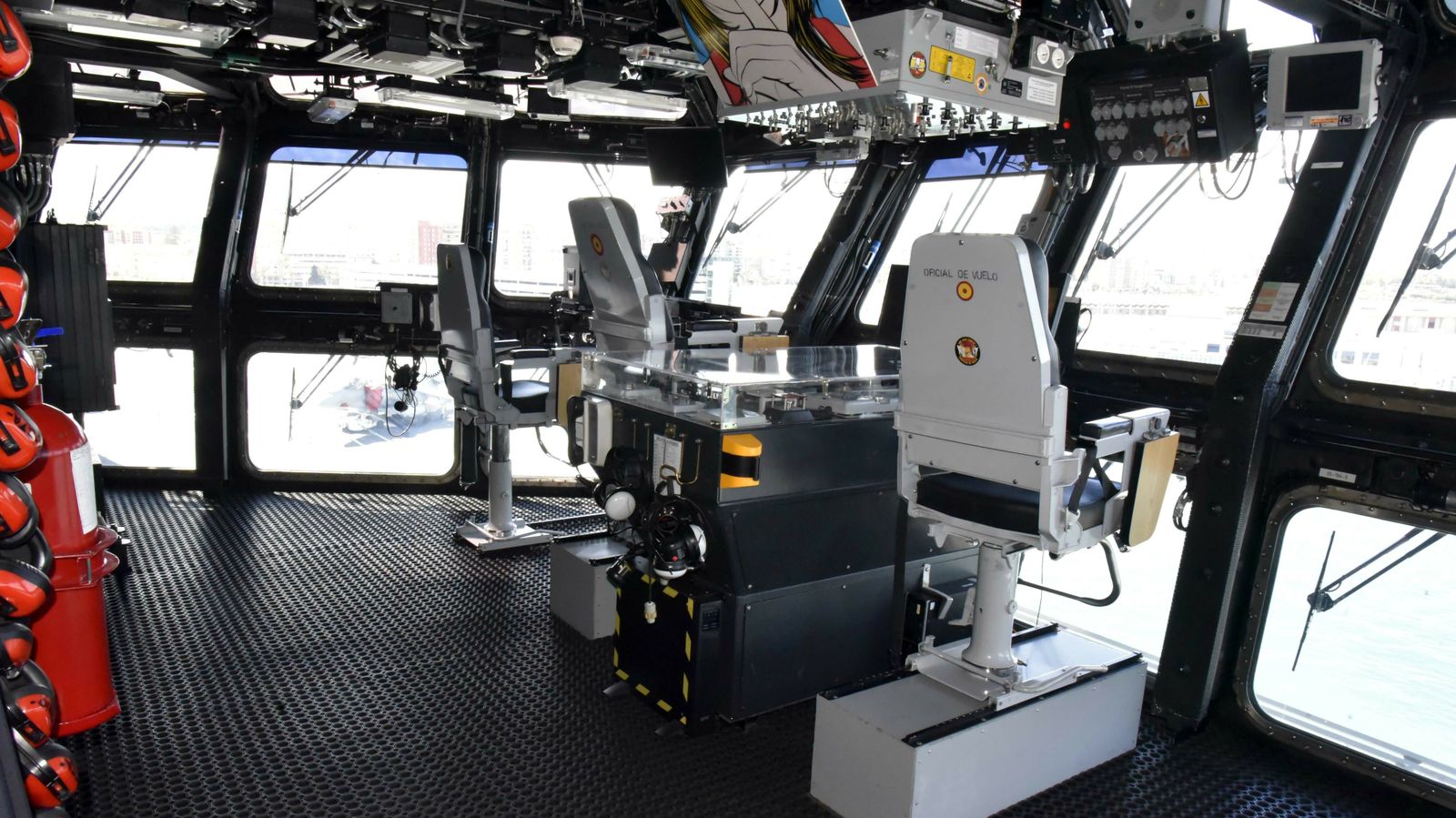 Portaviones Juan Carlos I en Algeciras