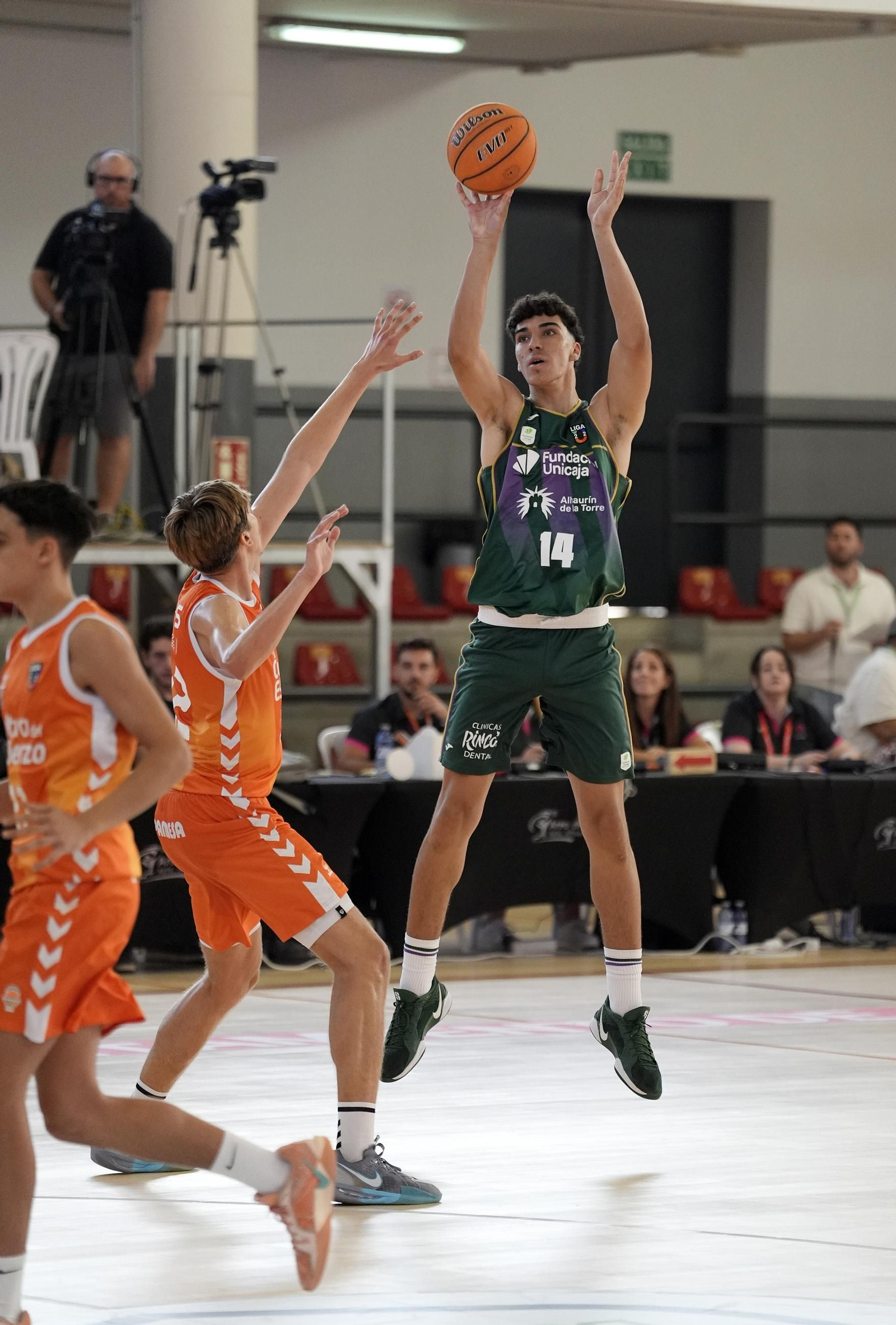Unicaja Alhaurín de la Torre-Valencia de la Liga U22, en fotos