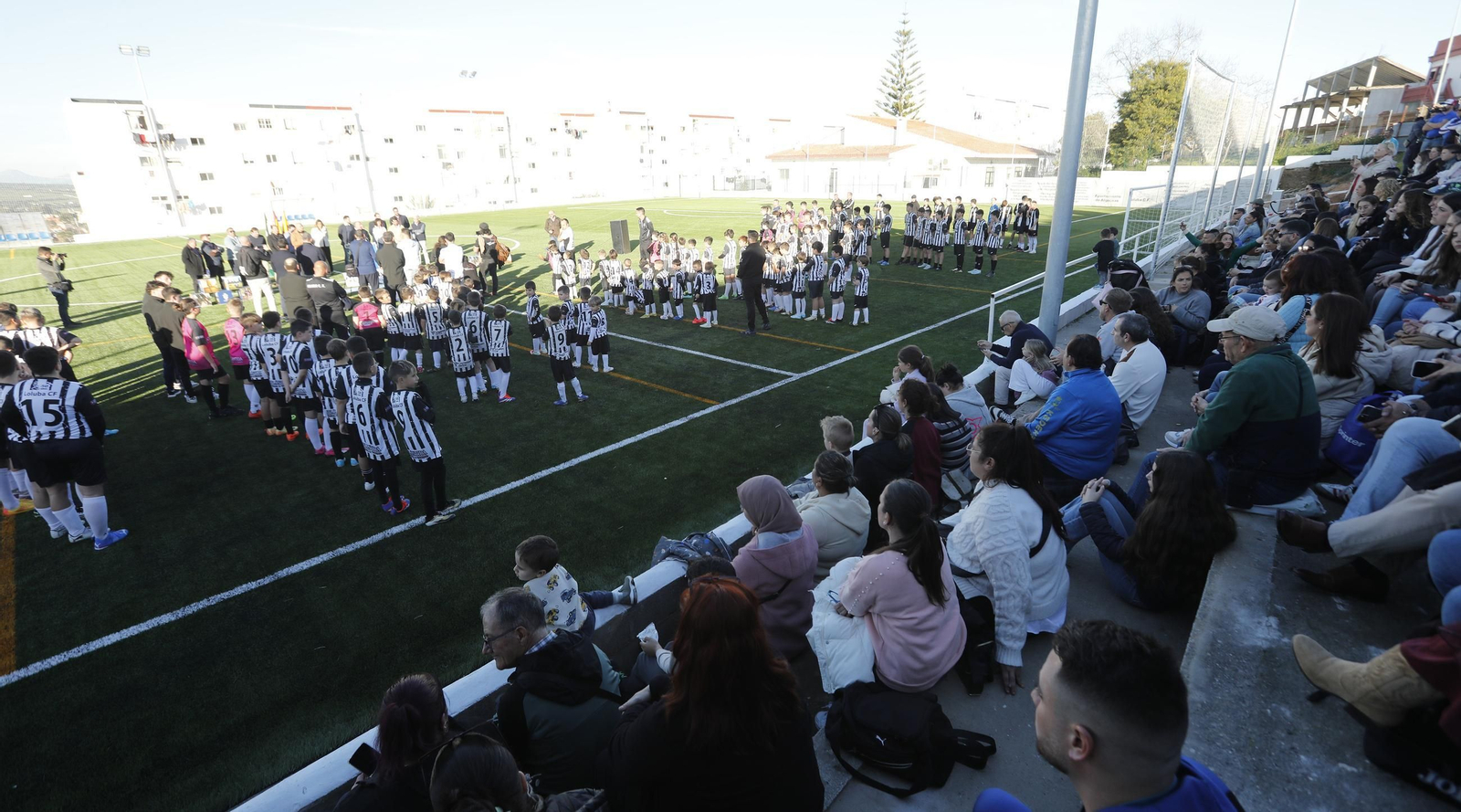 Las fotos de la inauguración del césped artificial del campo Teodosio Tomás del Loluba de Algeciras Las fotos de la inauguración del césped artificial del campo Teodosio Tomás del Loluba de Algeciras