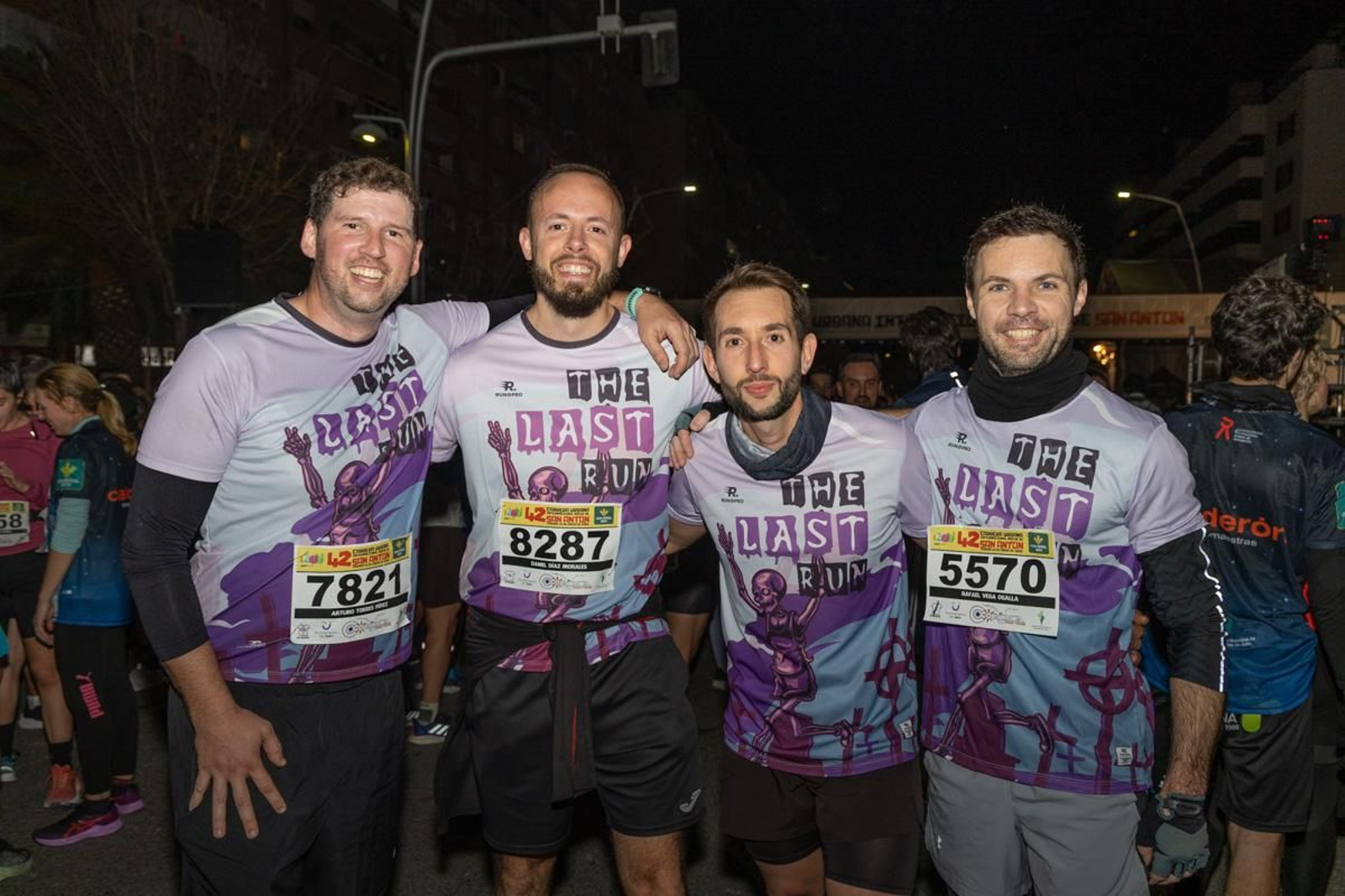 En imágenes: búscate en tu llegada a meta de la Carrera de San Antón 2025 (8)