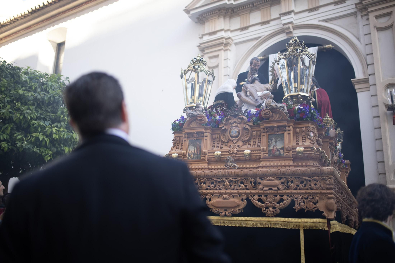 Imágenes del Miércoles Santo: Hermandad de la Santa Cruz