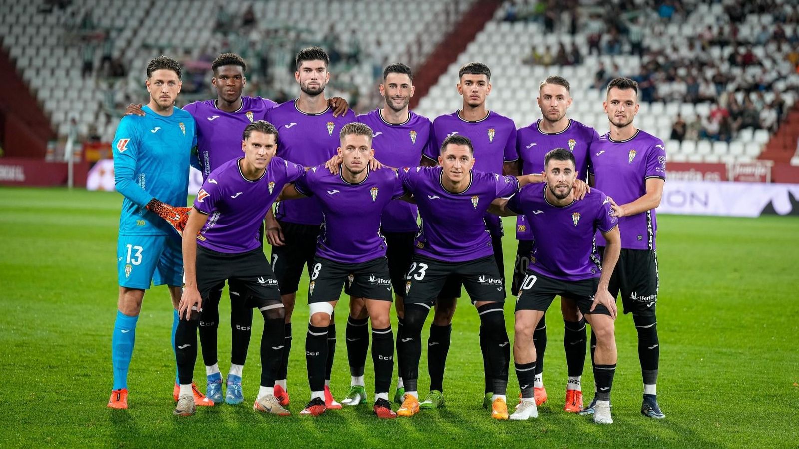 El once inicial del Córdoba CF en Albacete, con Álex López como titular en su debut en Segunda. El once inicial del Córdoba CF en Albacete, con Álex López como titular en su debut en Segunda.