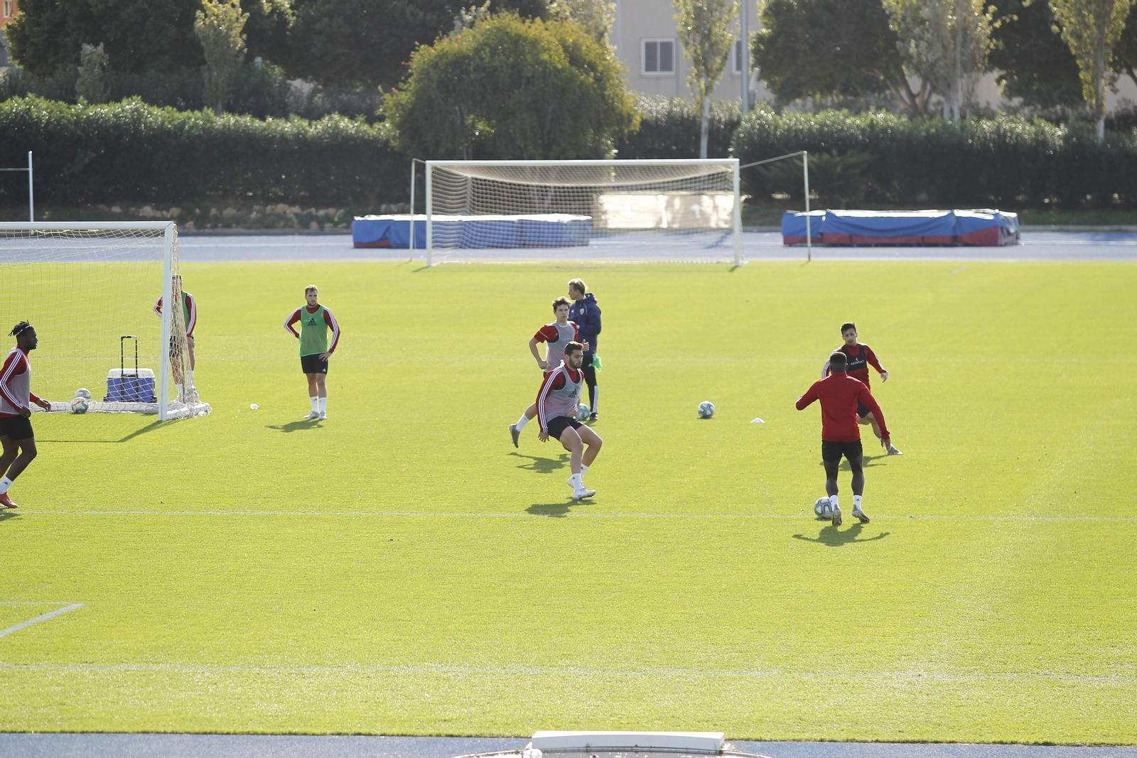 Fotogalería del entrenamiento de la UDA, 6-XII