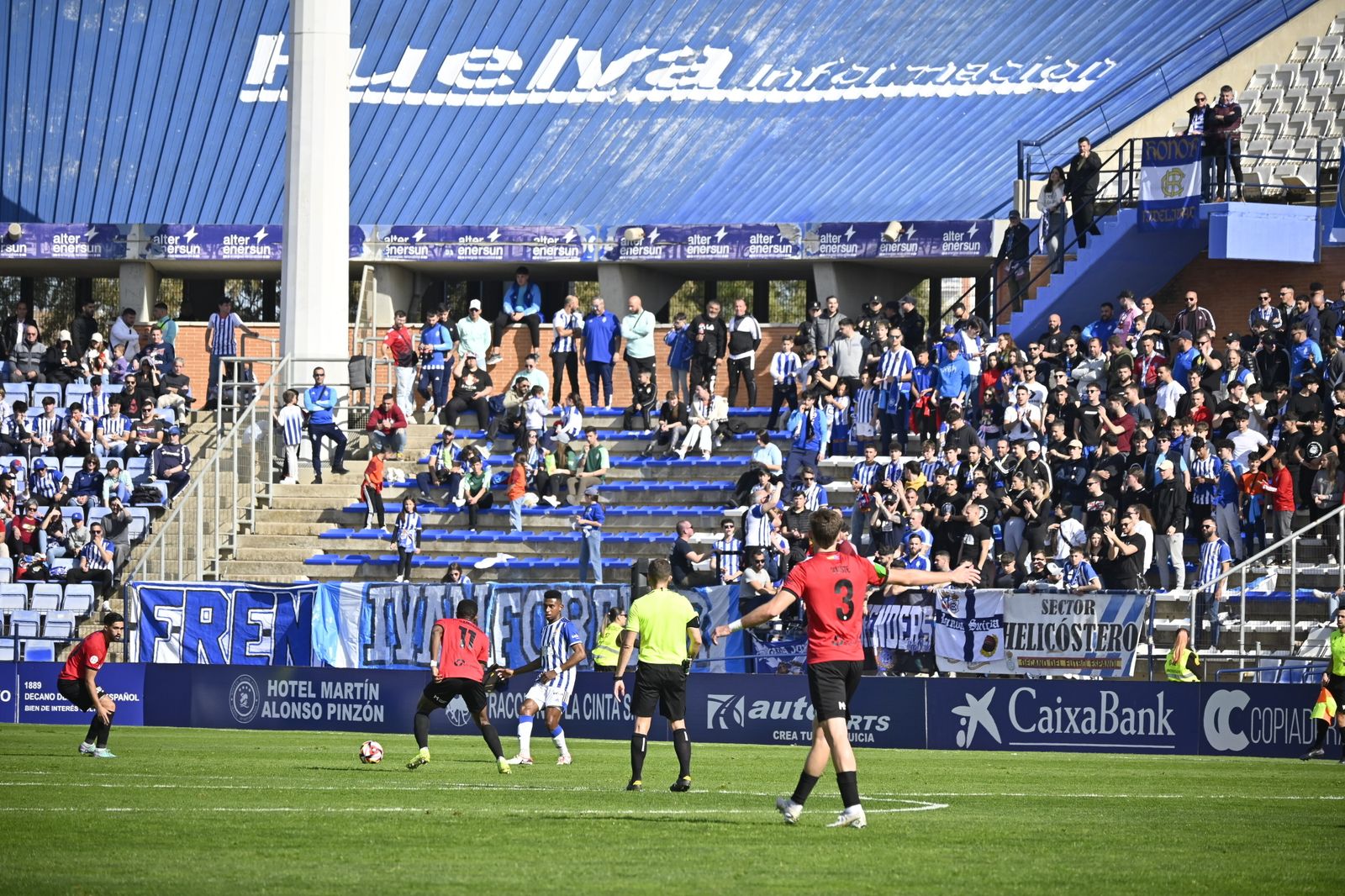 Imágenes del partido: Recre - Melilla