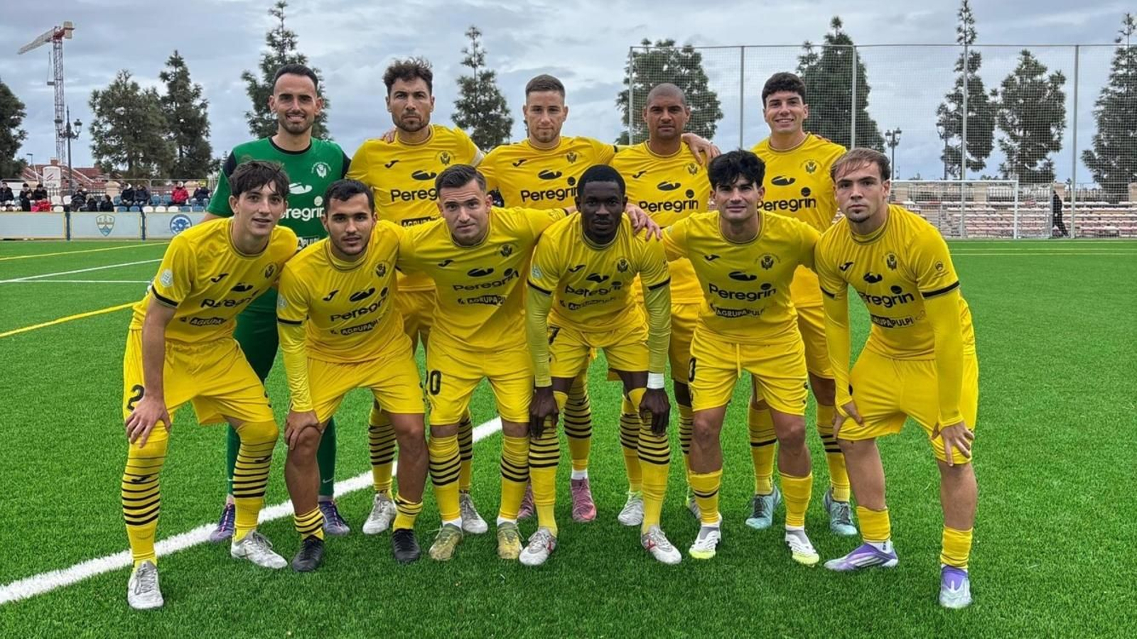Alineación titular de los almerienses en su encuentro contra el Deportivo Marítimo.