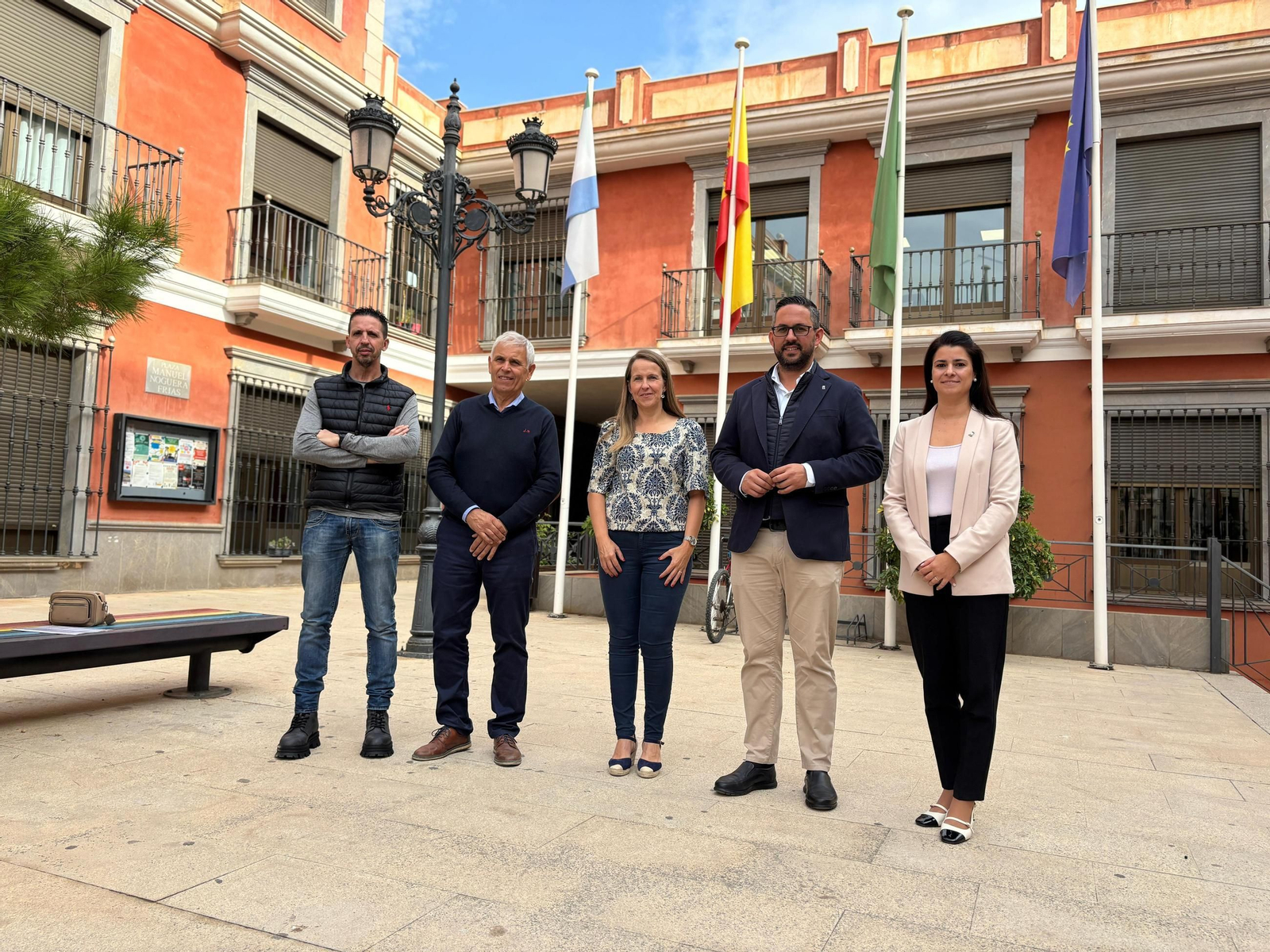 Reunión para impulsar la implantación de sistemas de alertas en caminos rurales e invernaderos