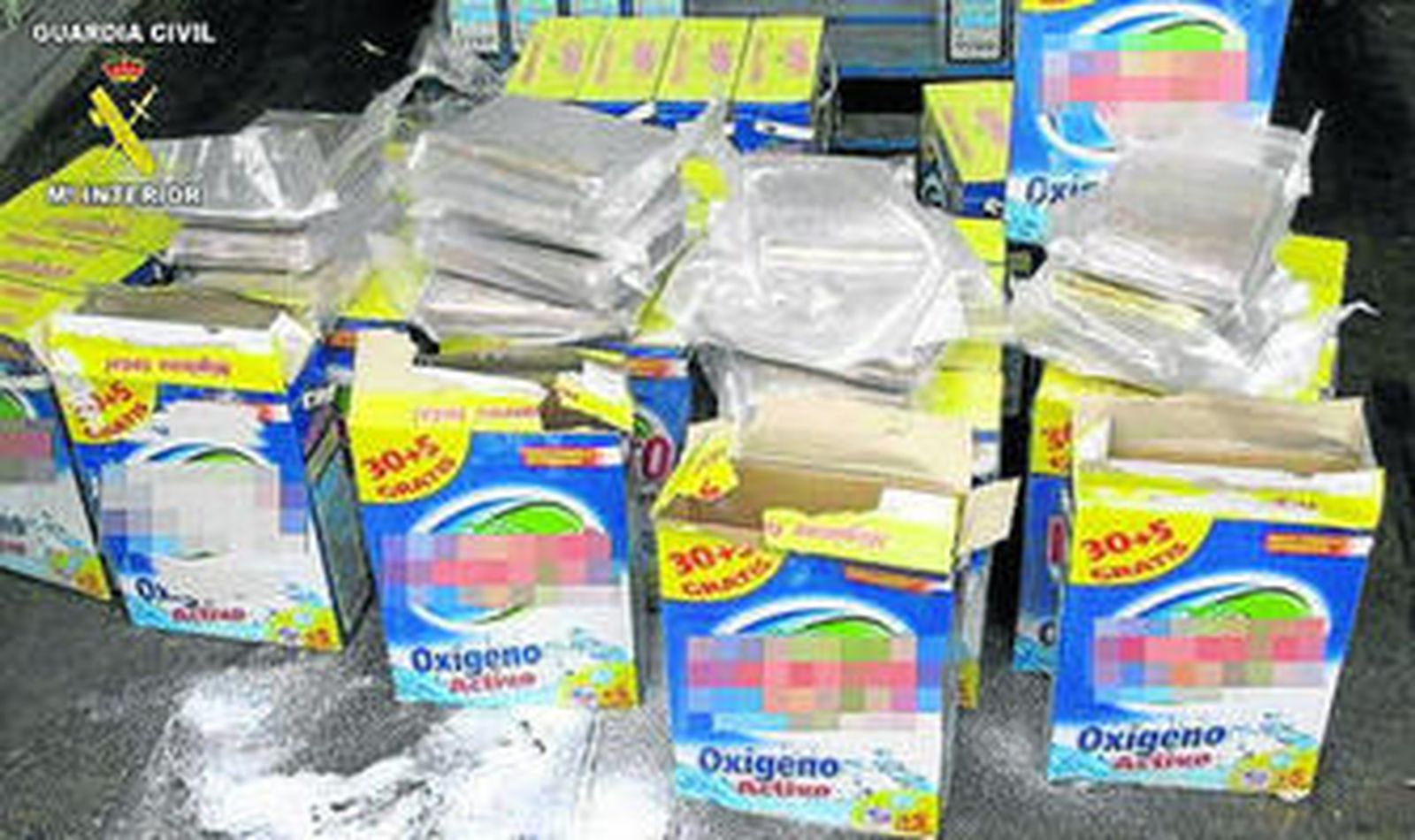 Un escondite en un coche donde se ocultaba la droga.