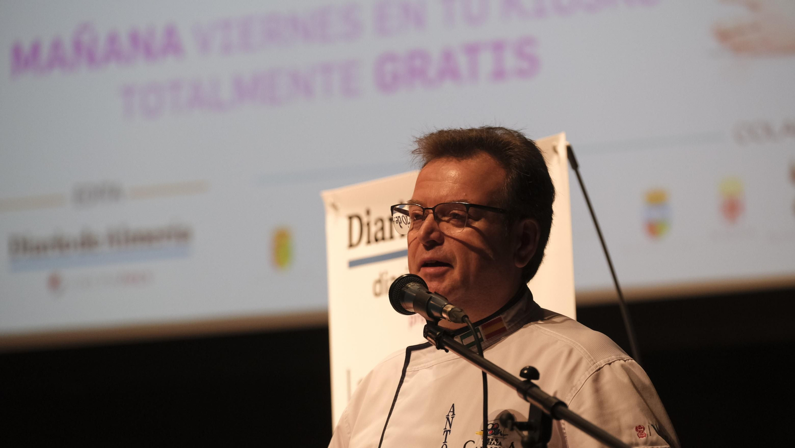 La presentación del libro de postres de Antonio Carmona, en imágenes