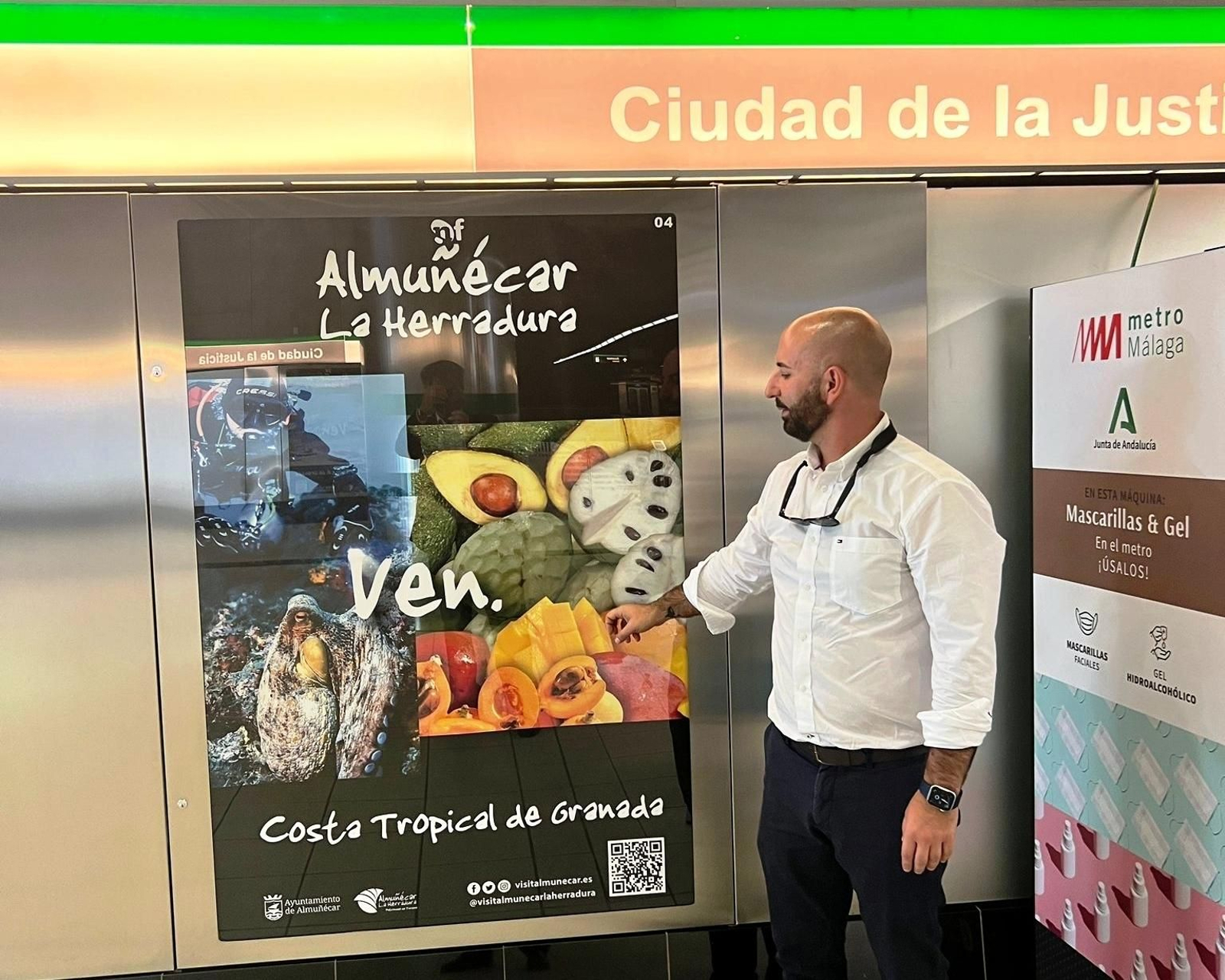 La promoción de Almuñécar-La Herradura en el Metro de Málaga