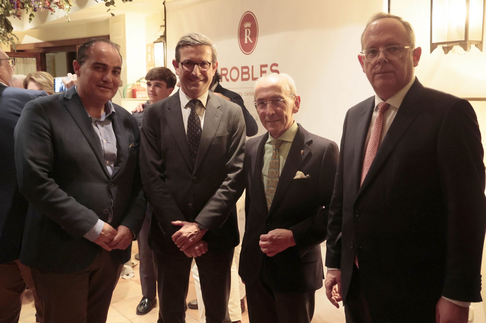 Entrega del cántaro de honor al actor Antonio Garrido