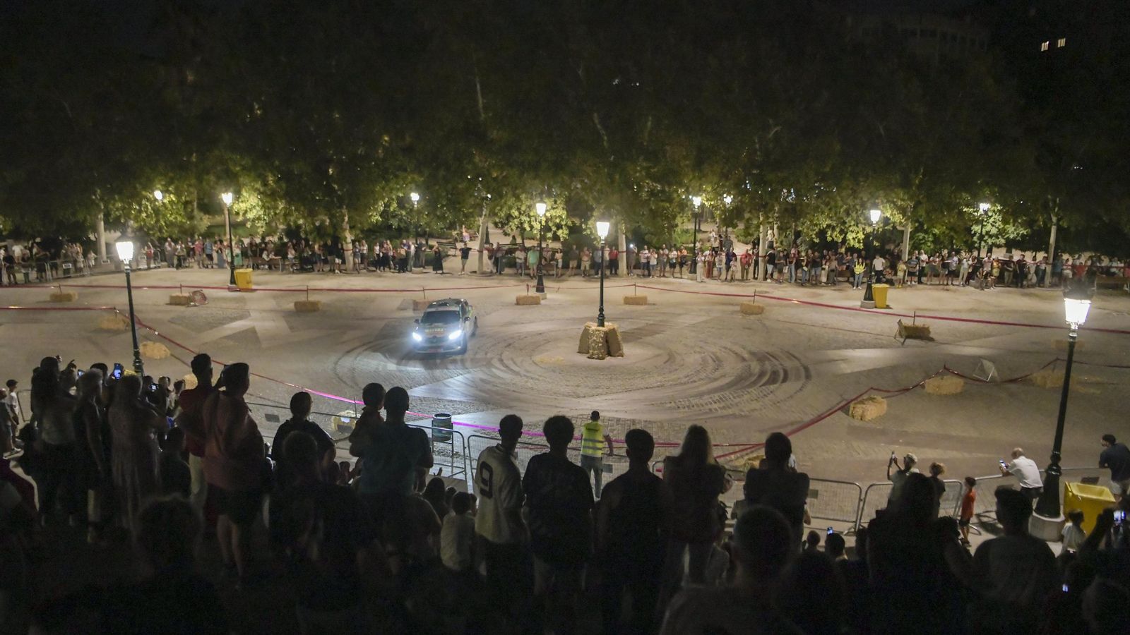 Imagen del tramo urbano del X Rally Ciudad de Granada celebrado en septiembre Imagen del tramo urbano del X Rally Ciudad de Granada celebrado en septiembre