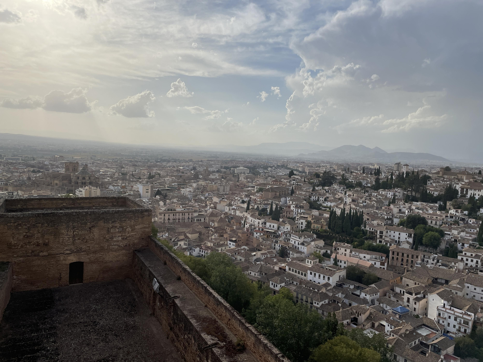 Viajar a Granada sale barato