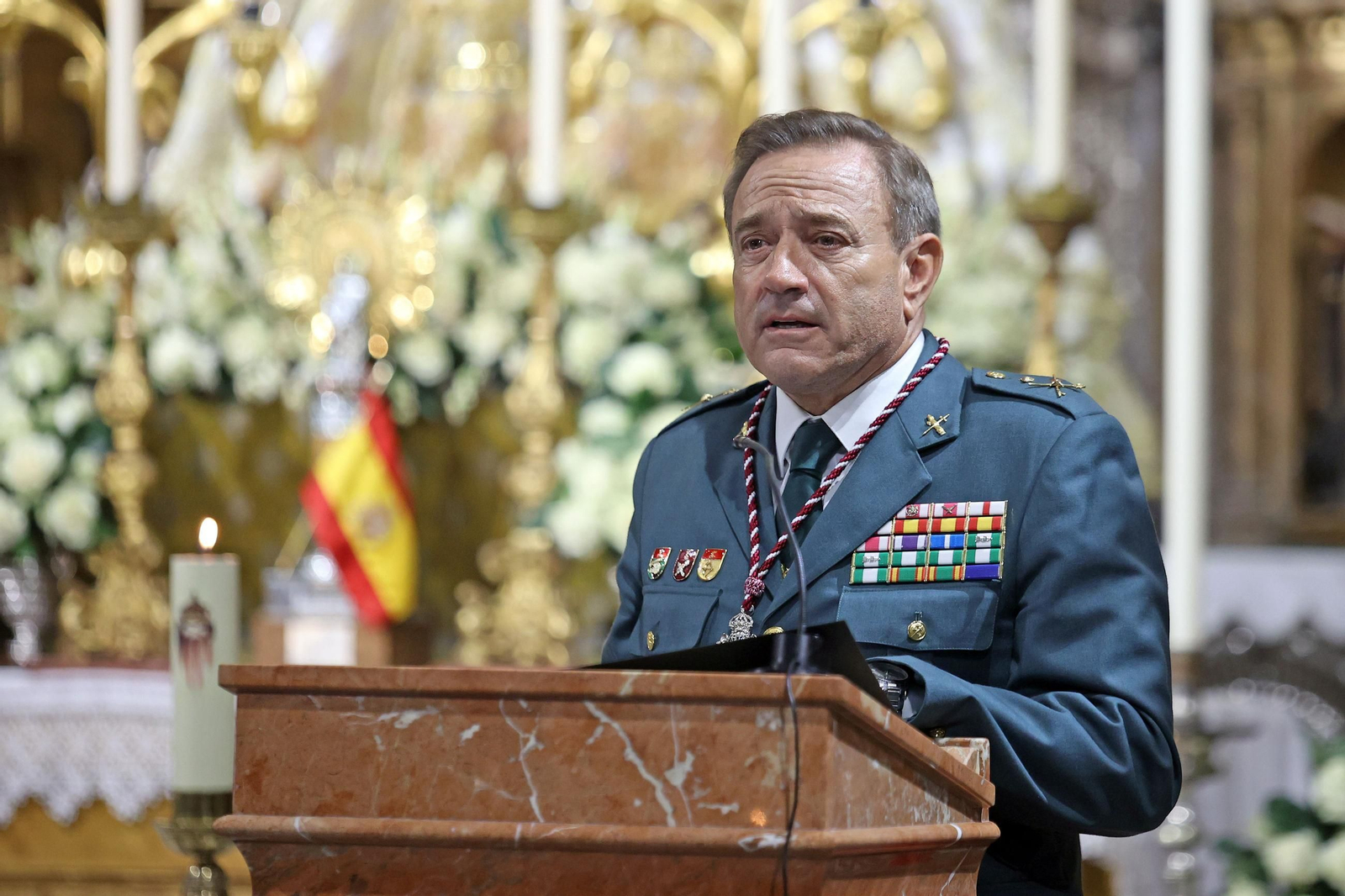 Imágenes de la entrega del fajín de Rodríguez del Castillo a Madre de Dios de la Misericordia