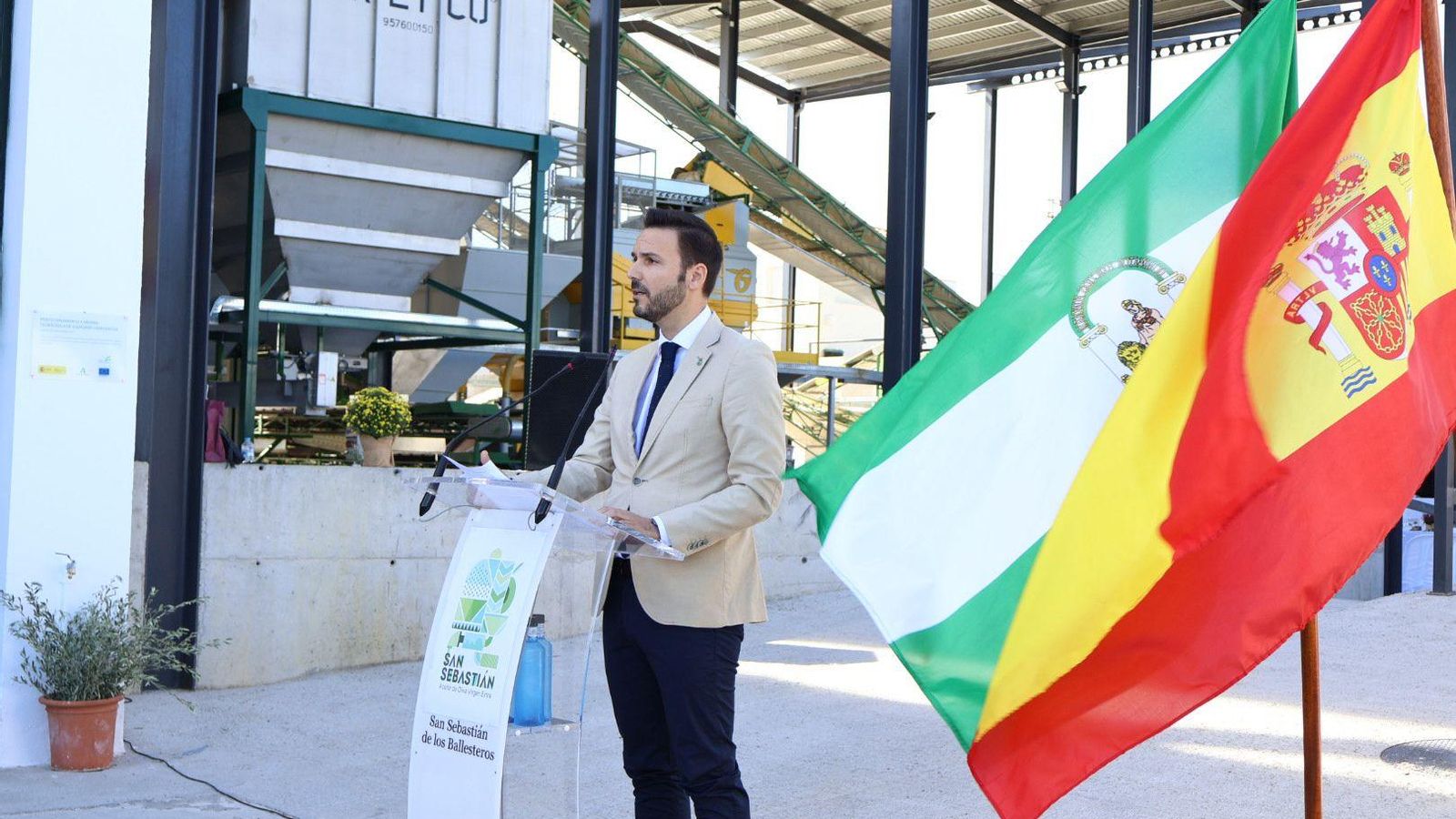 El alcalde, Francisco Javier Maestre.