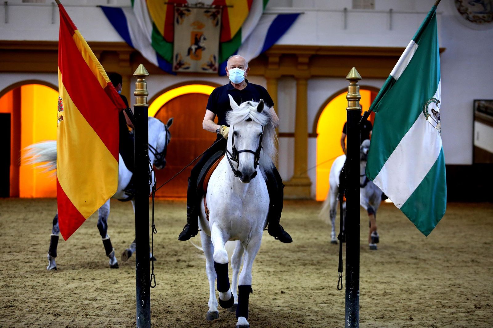 La Real Escuela amplía aforos y horarios