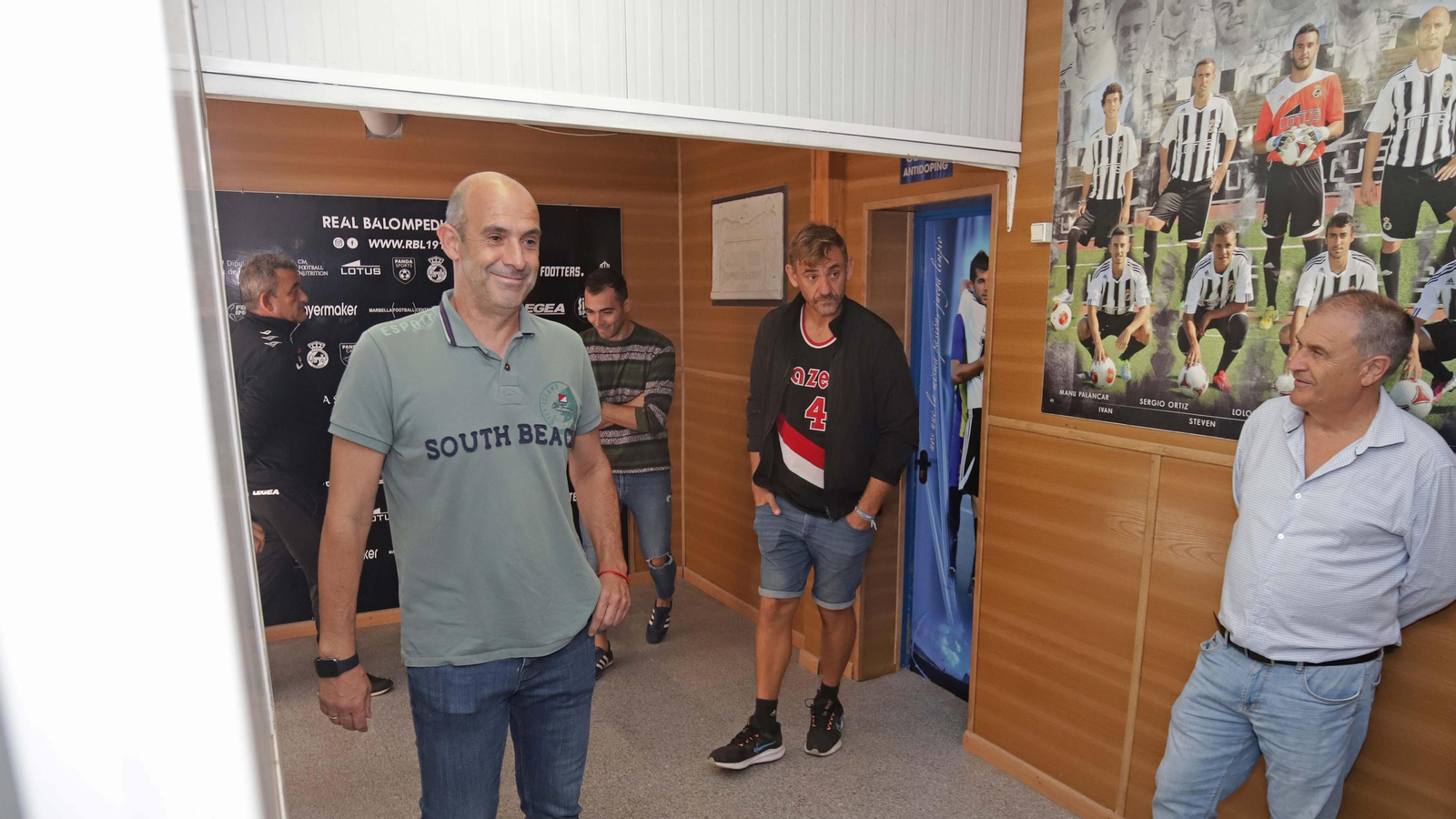 Fotos del cambio de entrenador en la Balona